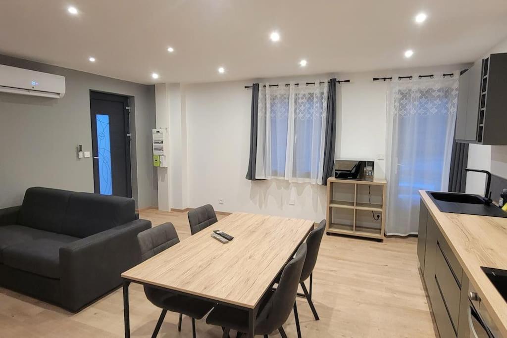 Superbe Appartement T2 Climatise, Idealement Situe อูฌีน ภายนอก รูปภาพ